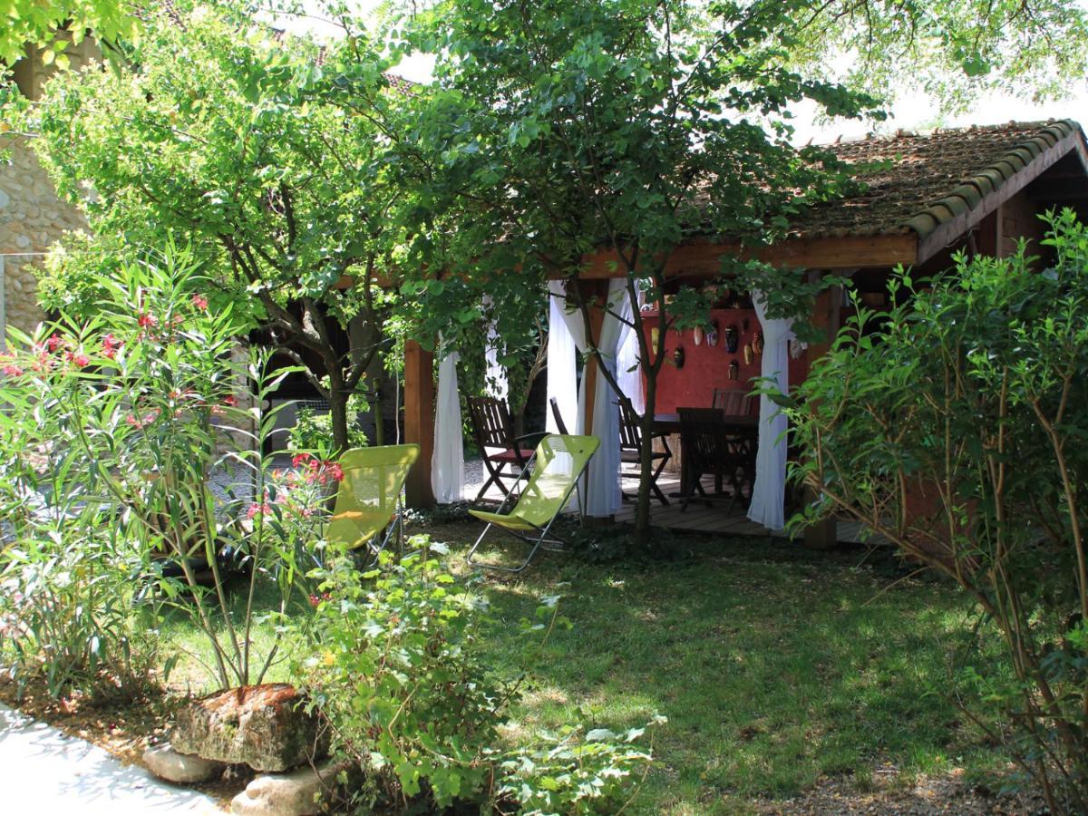 Les Pascals Bed & Breakfast Saint-Paul-les-Romans Ngoại thất bức ảnh